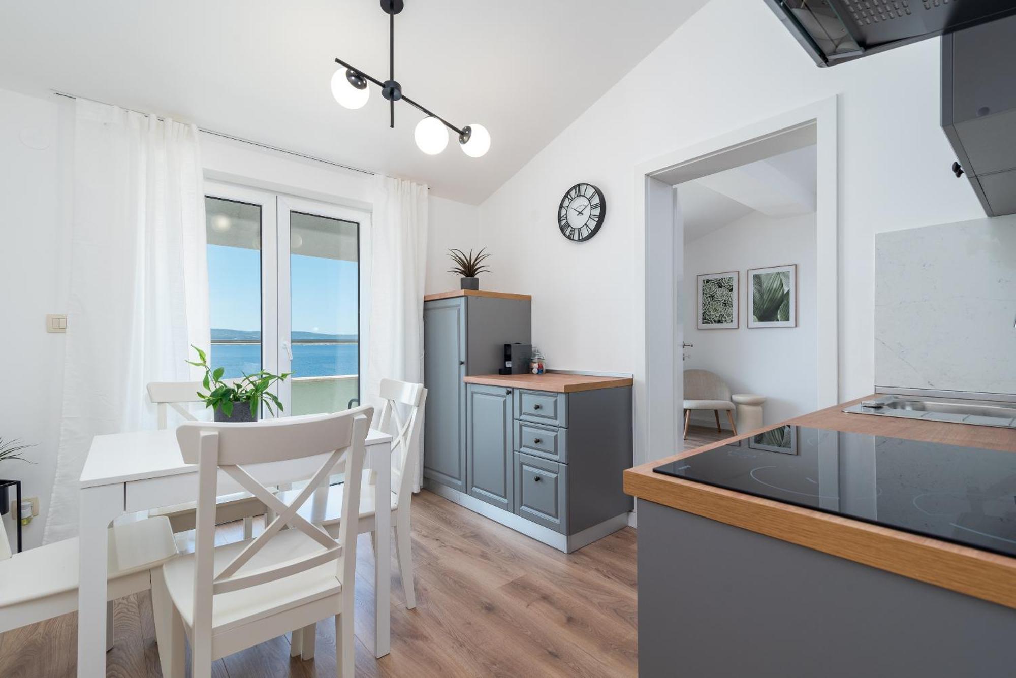 Sea View Apartment Karmen Jesenice  Extérieur photo