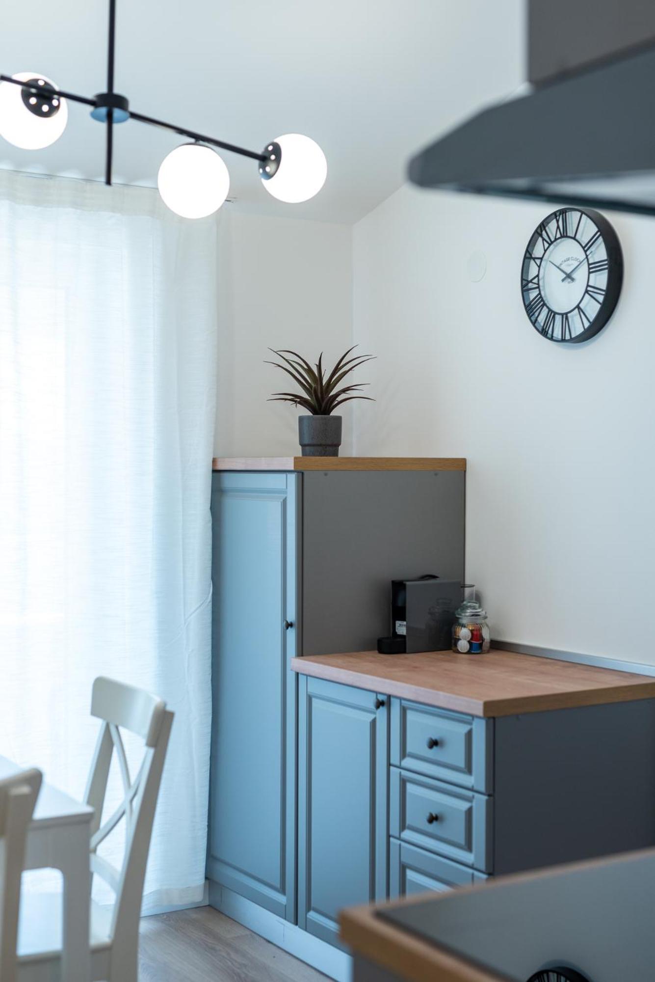Sea View Apartment Karmen Jesenice  Extérieur photo